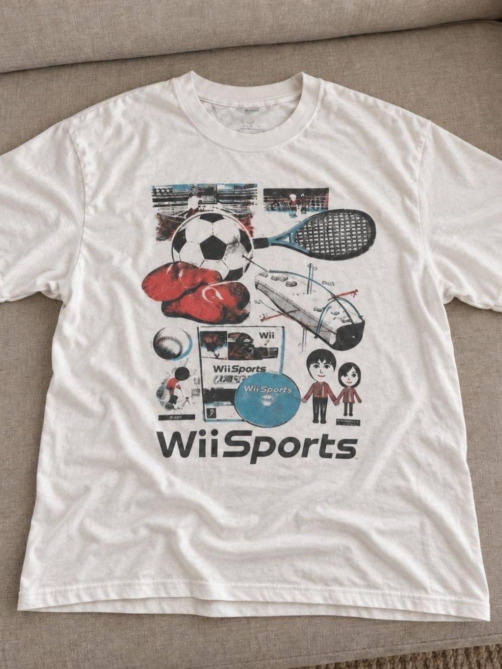 Gildan White Wii Sports Graphic Tee with Multicolor Print